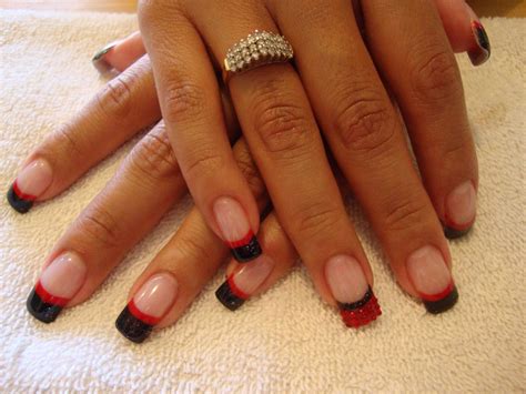 black and red nail tips